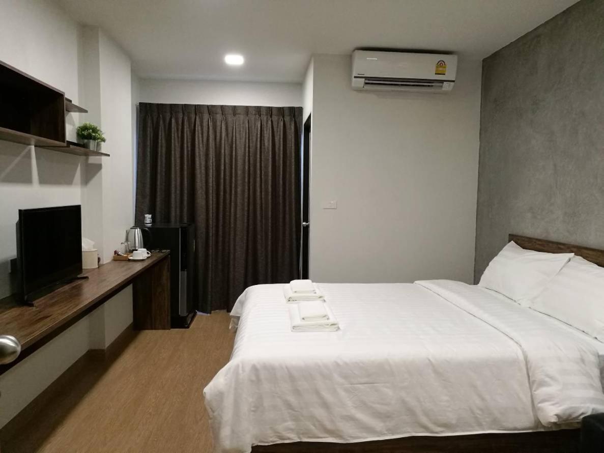 Tata House Aparthotel Bangkok Kültér fotó