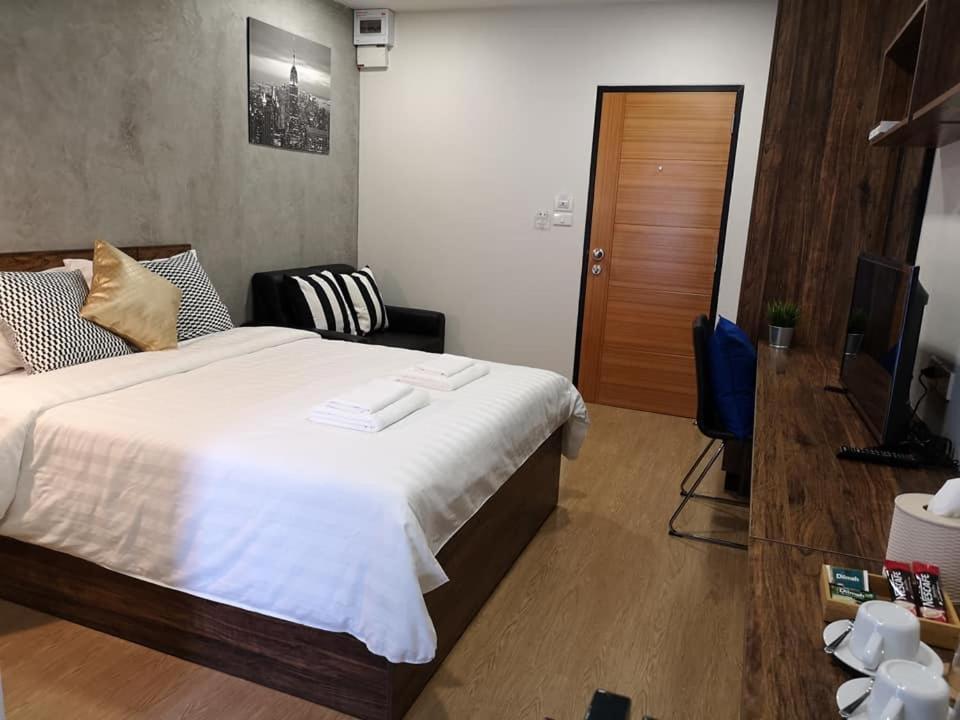 Tata House Aparthotel Bangkok Kültér fotó